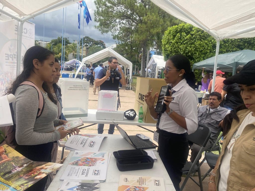 La estrategia de LIBRE bajo lupa en plena crisis electoral