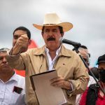 Manuel Zelaya en el centro de acusaciones por manipulación electoral y crisis institucional