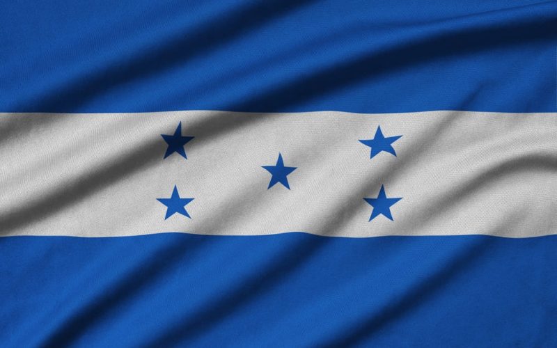 Honduras enfrenta temores de colapso institucional ante colectivos armados y silencio estatal
