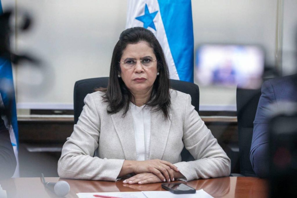 Cuba y Venezuela: discurso de Rixi Moncada reactiva discusión sobre modelos políticos