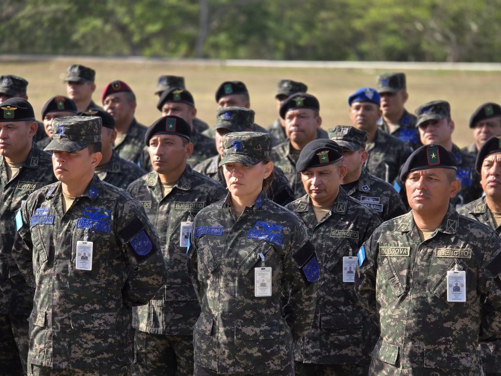 Las Fuerzas Armadas de Honduras se alejan del gobierno de Xiomara Castro por respaldo a Maduro