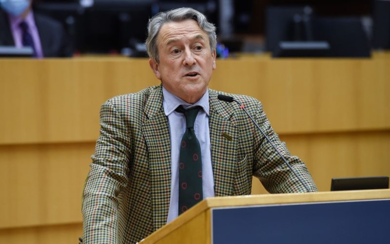 Tertsch advierte sobre el pánico de Castro y Moncada ante derrota